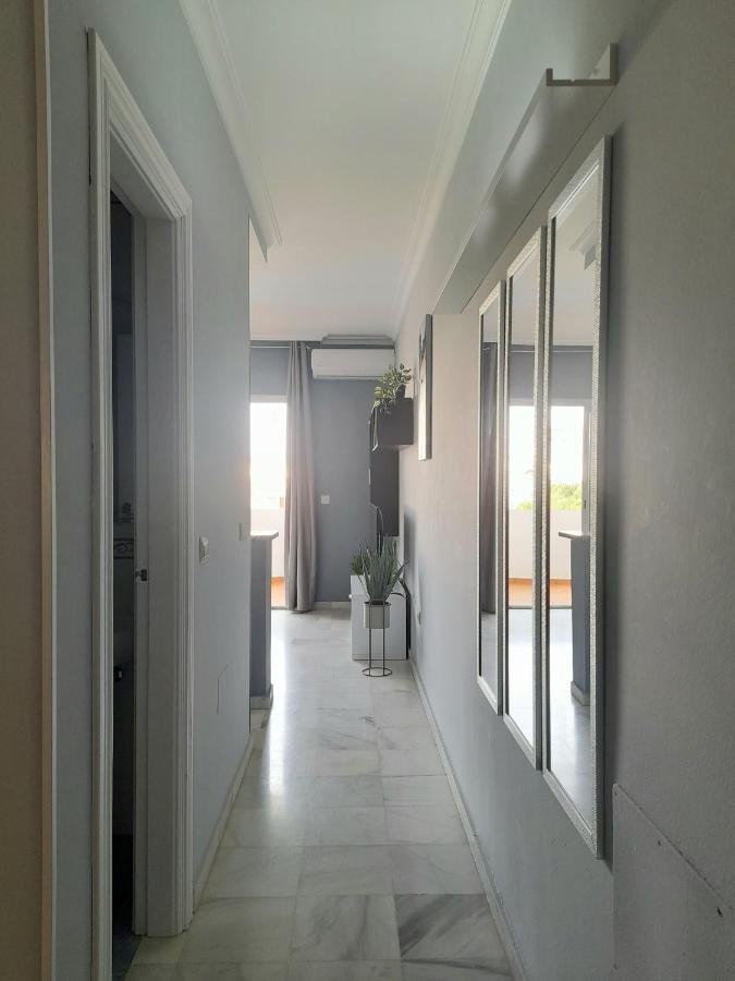 Nice Apartment Near The Beach Fuengirola Kültér fotó