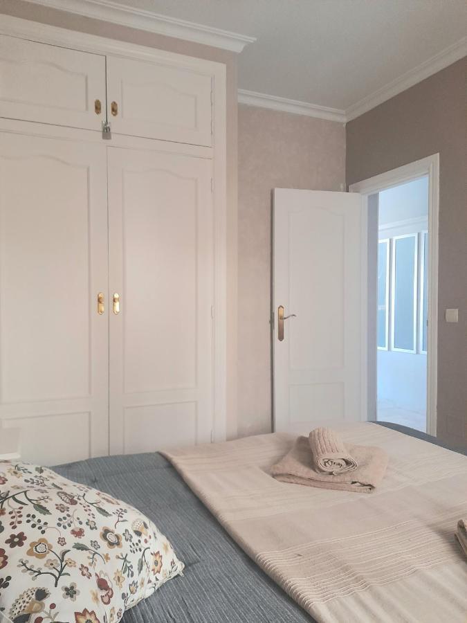 Nice Apartment Near The Beach Fuengirola Kültér fotó